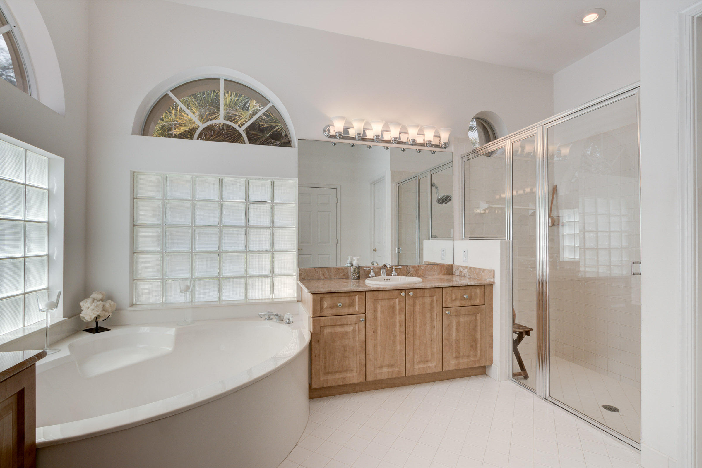 10075 Umberland Place Boca Raton, FL 33428 - Photo 31 of 58 Master Bath