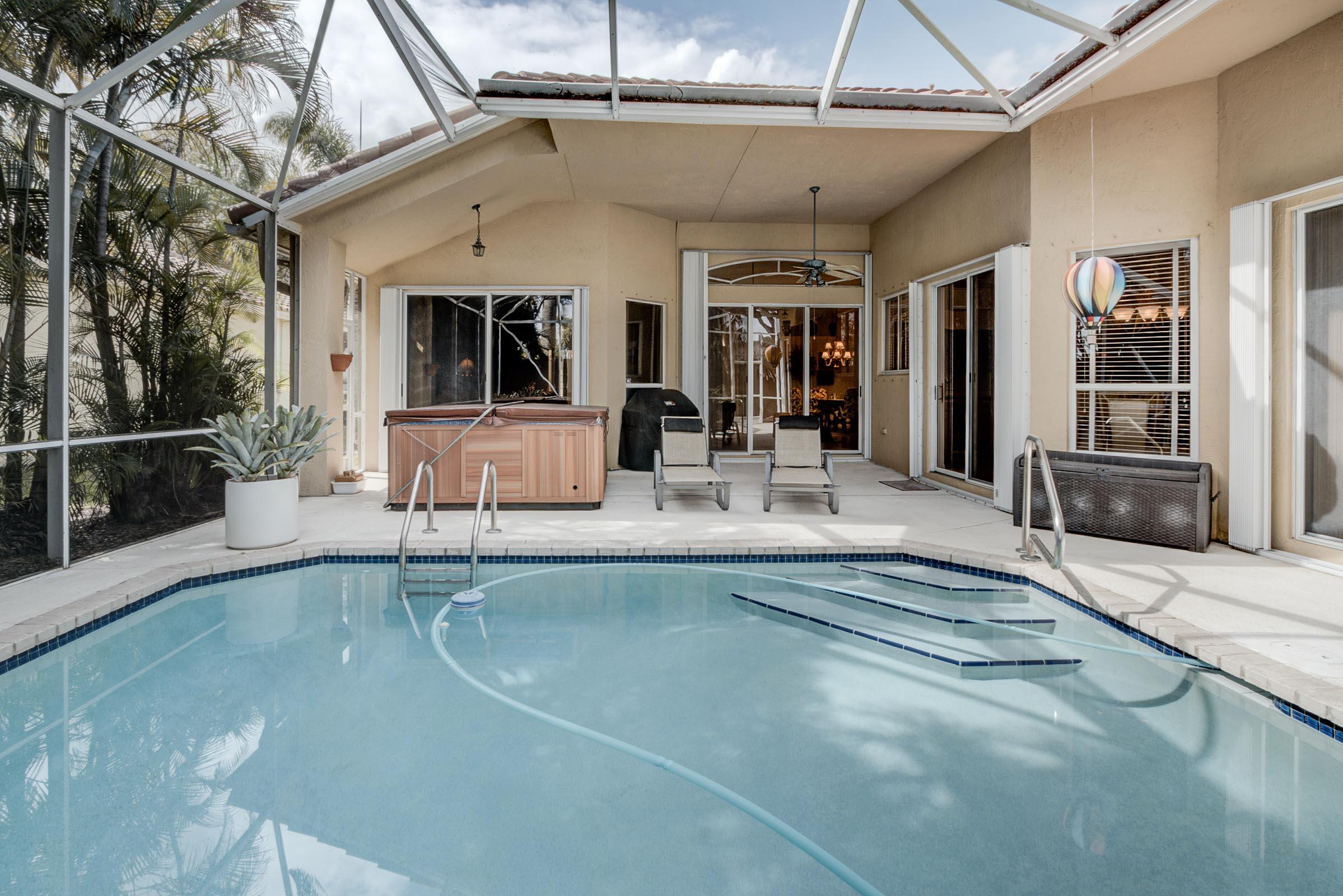 10075 Umberland Place Boca Raton, FL 33428 - Photo 37 of 58 Pool