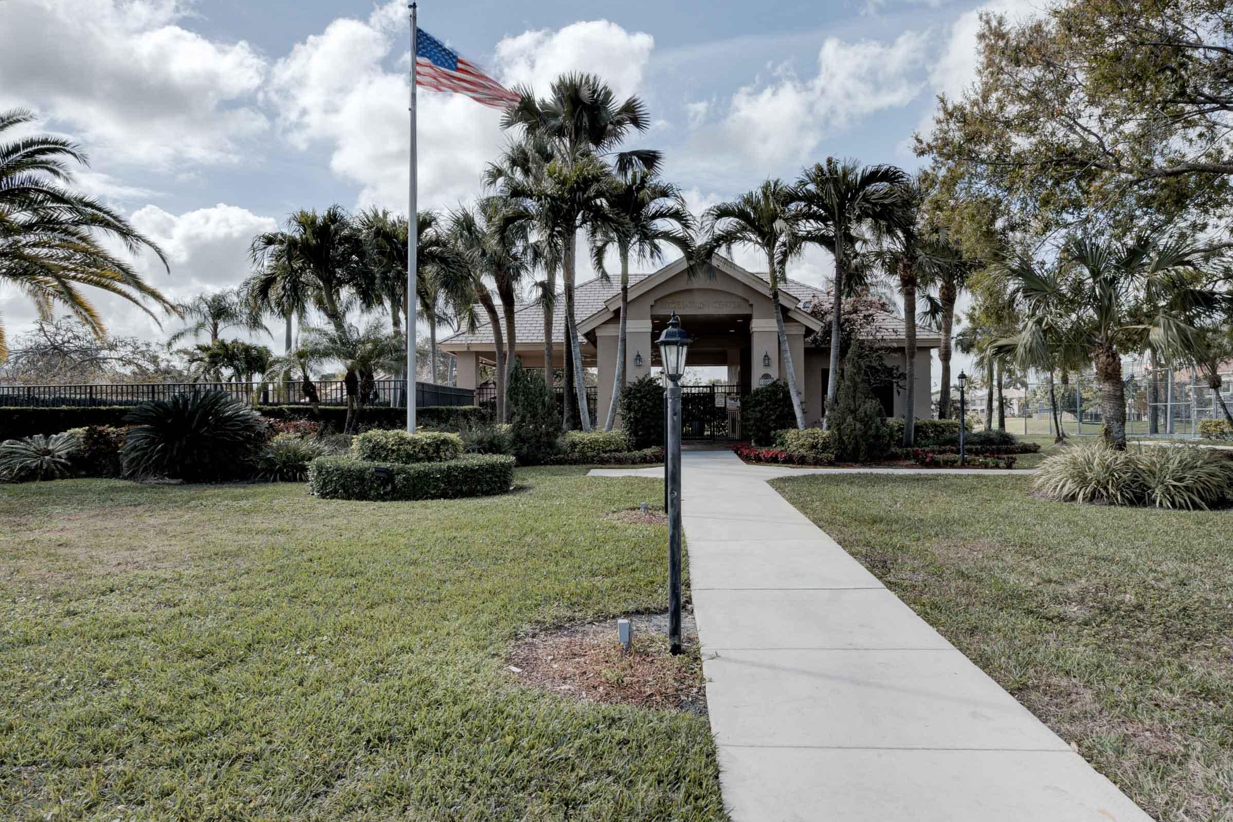10075 Umberland Place Boca Raton, FL 33428 - Photo 55 of 58 Comm Pool