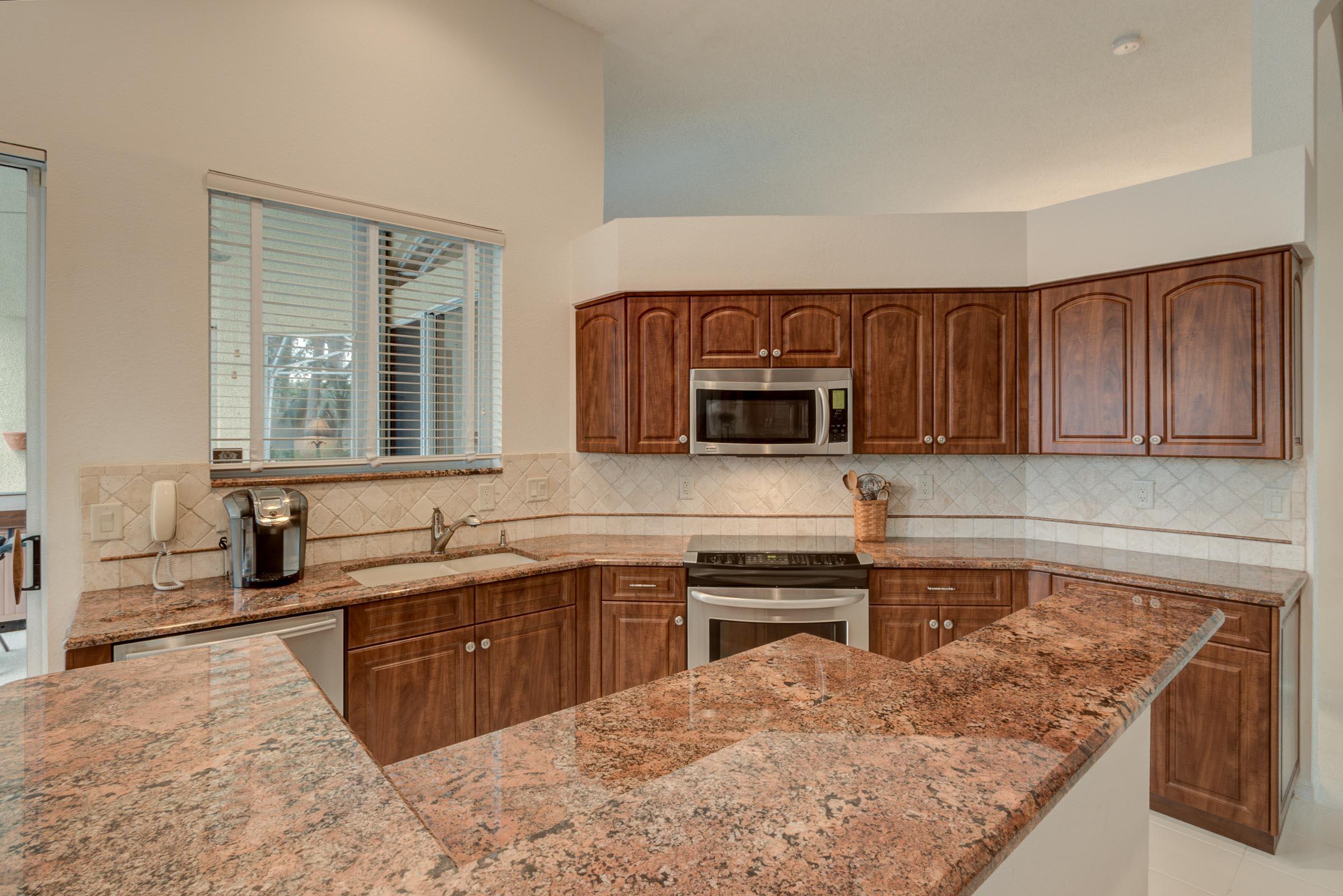 10075 Umberland Place Boca Raton, FL 33428 - Photo 10 of 58 Kitchen