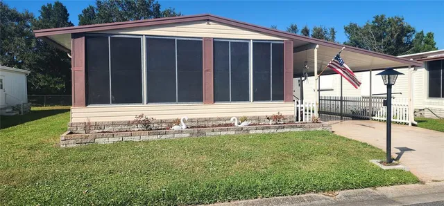 $109,999 | 5316 53rd Avenue East, Unit Q5, Bradenton, FL 34203