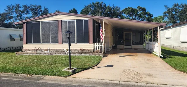 $109,999 | 5316 53rd Avenue East, Unit Q5, Bradenton, FL 34203