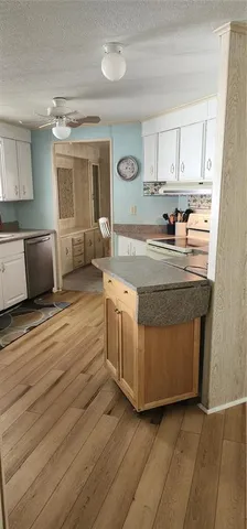 $109,999 | 5316 53rd Avenue East, Unit Q5, Bradenton, FL 34203