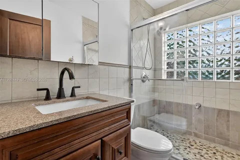 $549,999 | 1601 North 16th Court, Hollywood, FL 33020