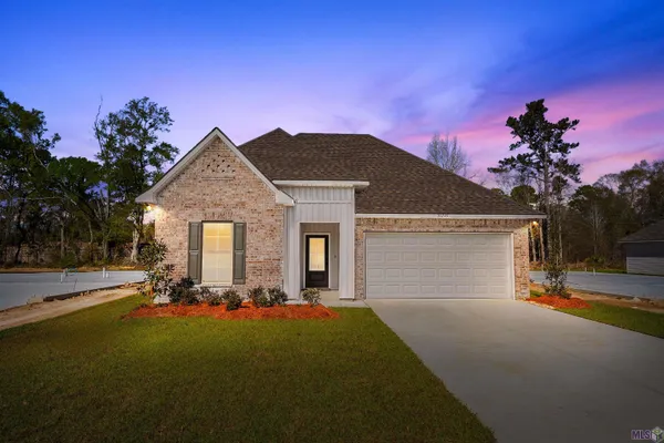 $267,555 | 30795 Eden Way Drive, Denham Springs, LA 70726