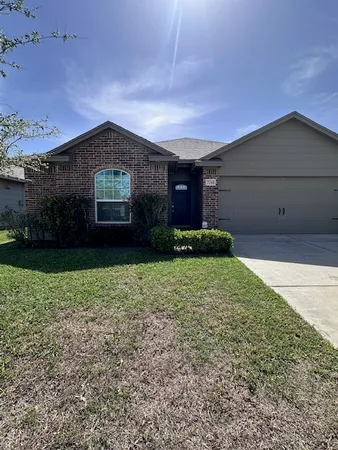 $2,150 | 7741 Corral Drive, Corpus Christi, TX 78414