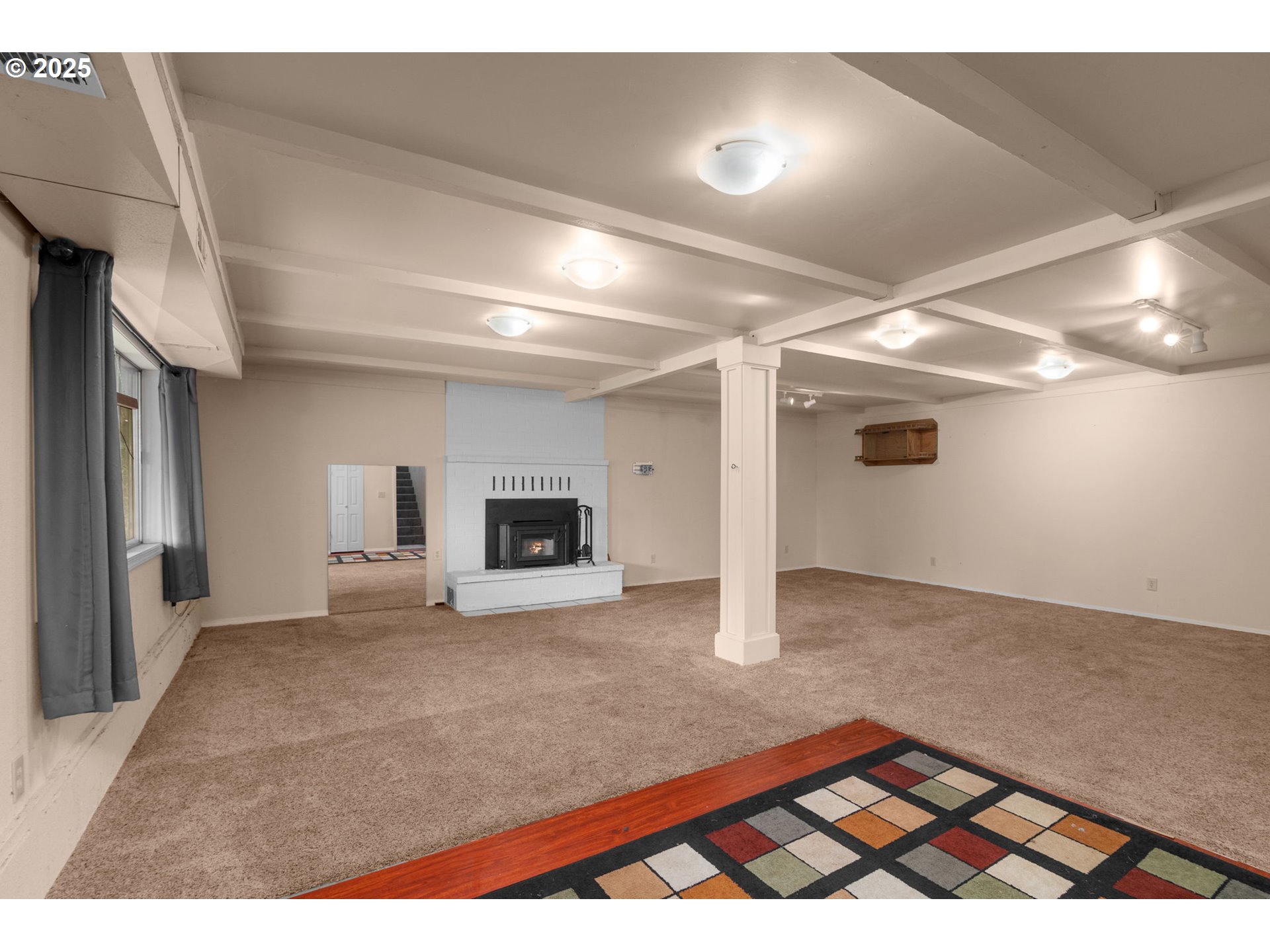 32198 Cater Road Warren, OR 97053 - Photo 41 of 48 a view of livingroom with furniture and a ceiling fan