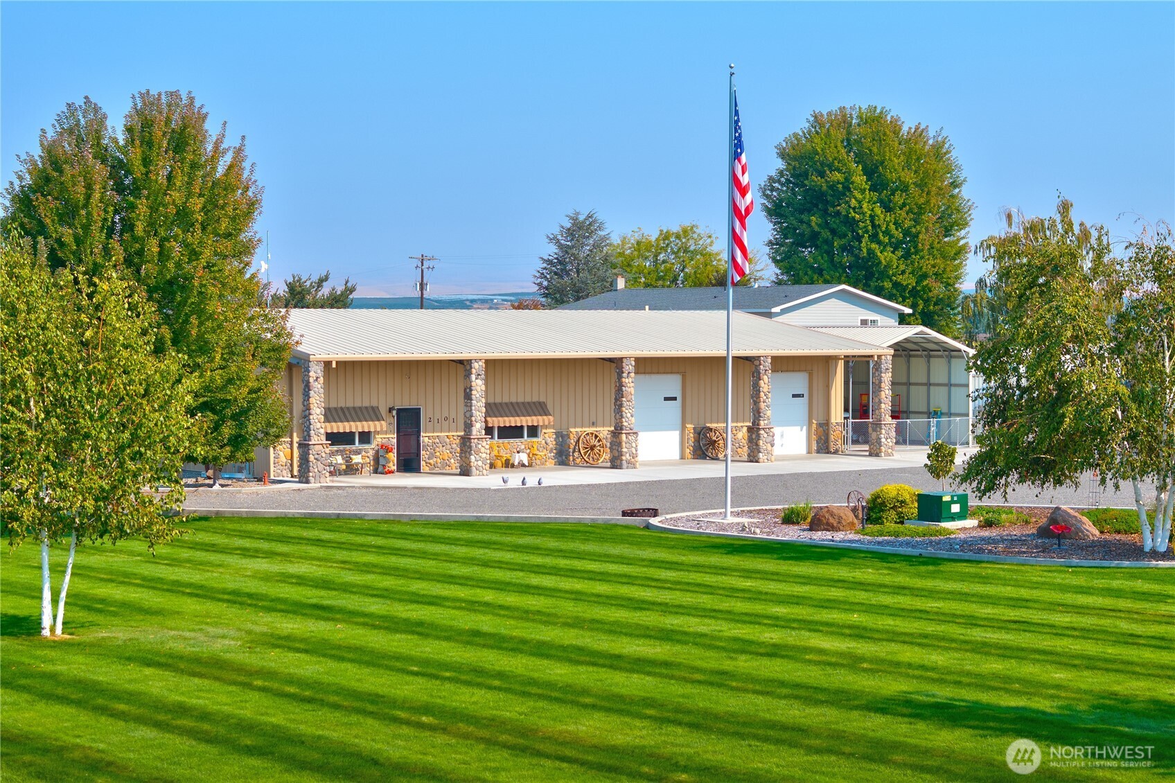 2101 Forsell Road Grandview, WA 98930 - Photo 2 of 28