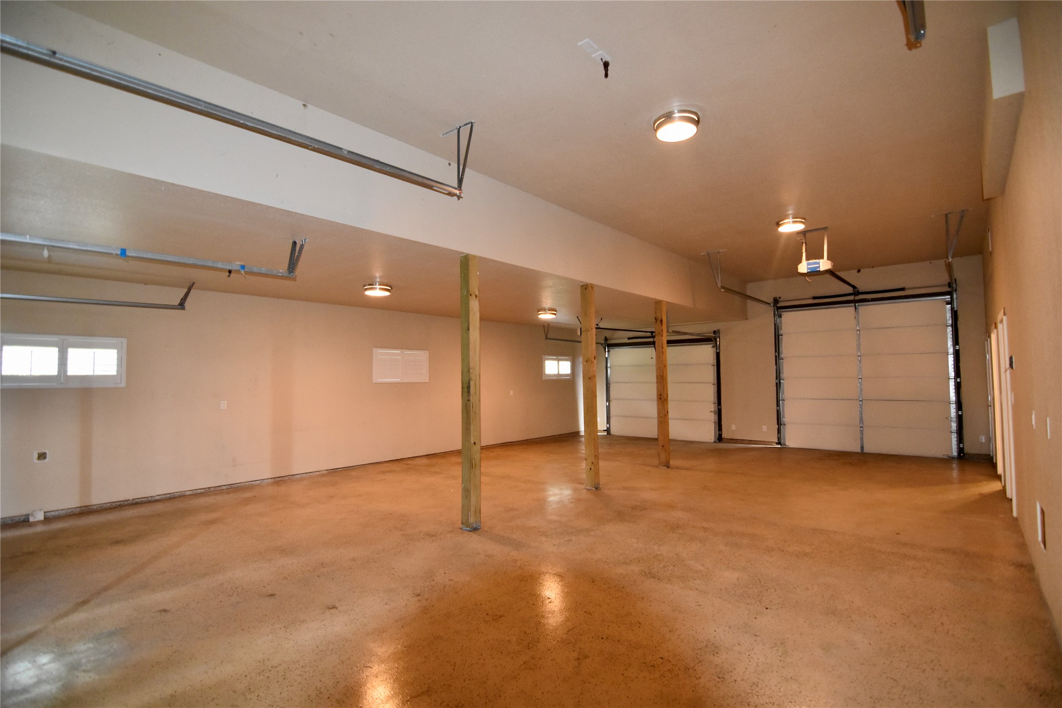 112 Ridge Harbor Drive Spicewood, TX 78669 - Photo 25 of 40 an empty room with fan and windows
