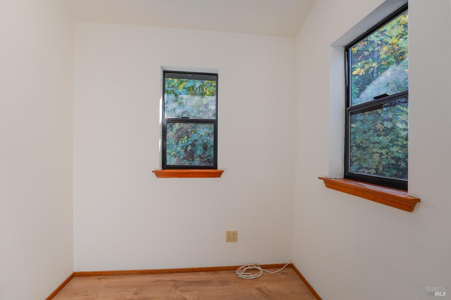 301 Toyon Road Ukiah, CA 95482 - Photo 25 of 40 Office space