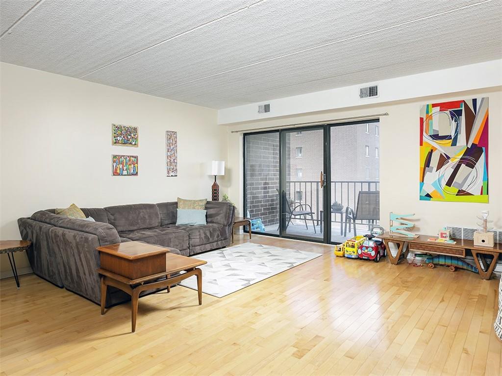 5600 Munhall Road, Unit 603 Pittsburgh, PA 15217 - Photo 6 of 20 Gallery Image 6