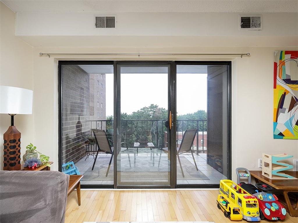 5600 Munhall Road, Unit 603 Pittsburgh, PA 15217 - Photo 7 of 20 Gallery Image 7