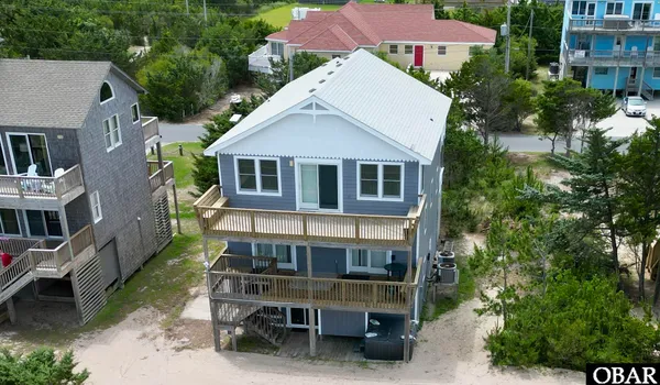 $899,900 | 25273 Sea Isle Hills Drive, Waves, NC 27982