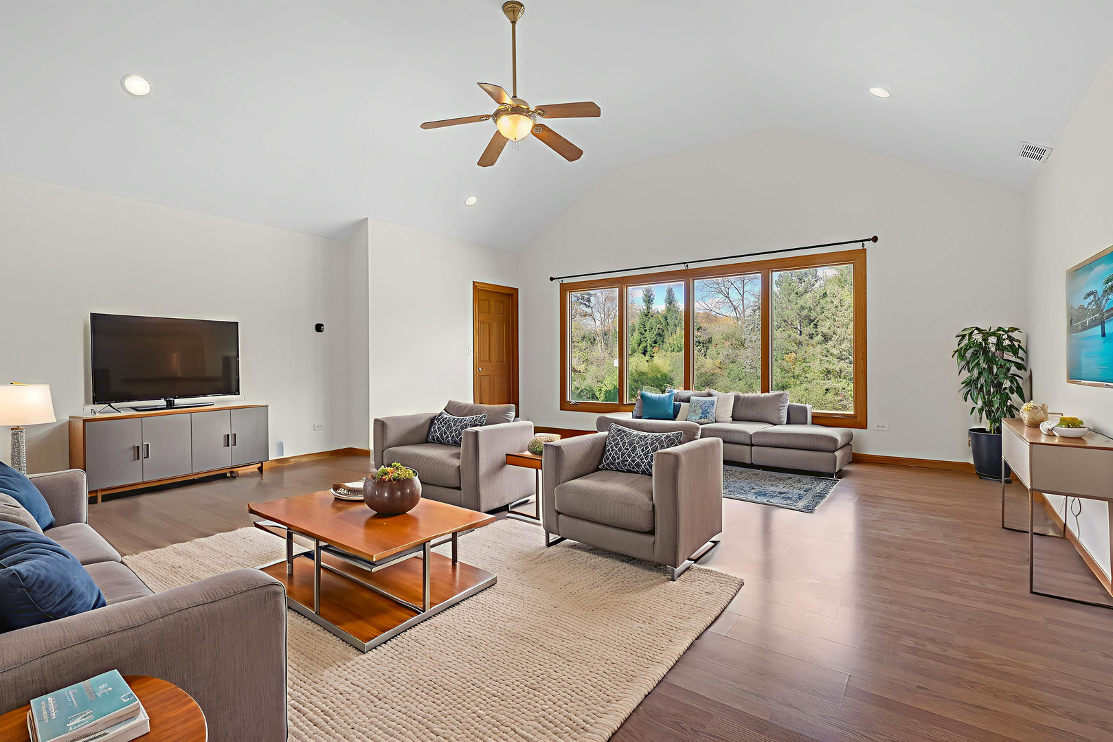27514 North Forest Garden Road Wauconda, IL 60084 - Photo 33 of 61