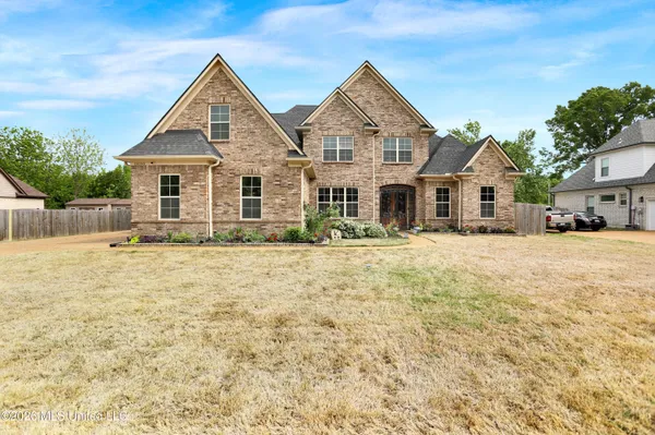 $599,000 | 10898 Wiseman Drive, Olive Branch, MS 38654