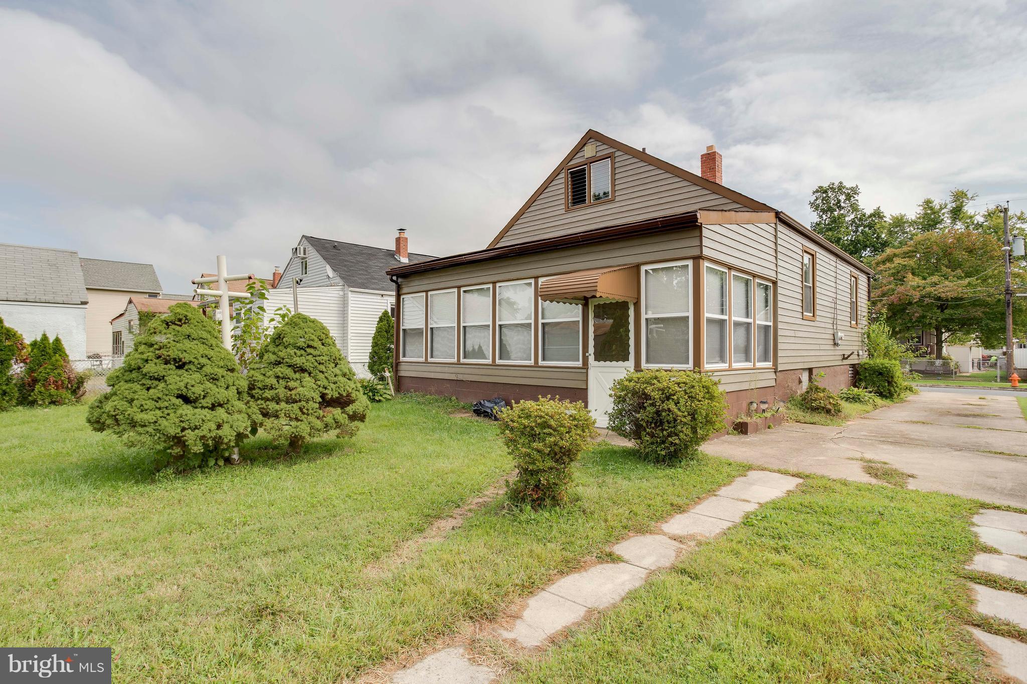 936 Woodlynn Road Baltimore, MD 21221 - Photo 22 of 26 Exterior (Rear)