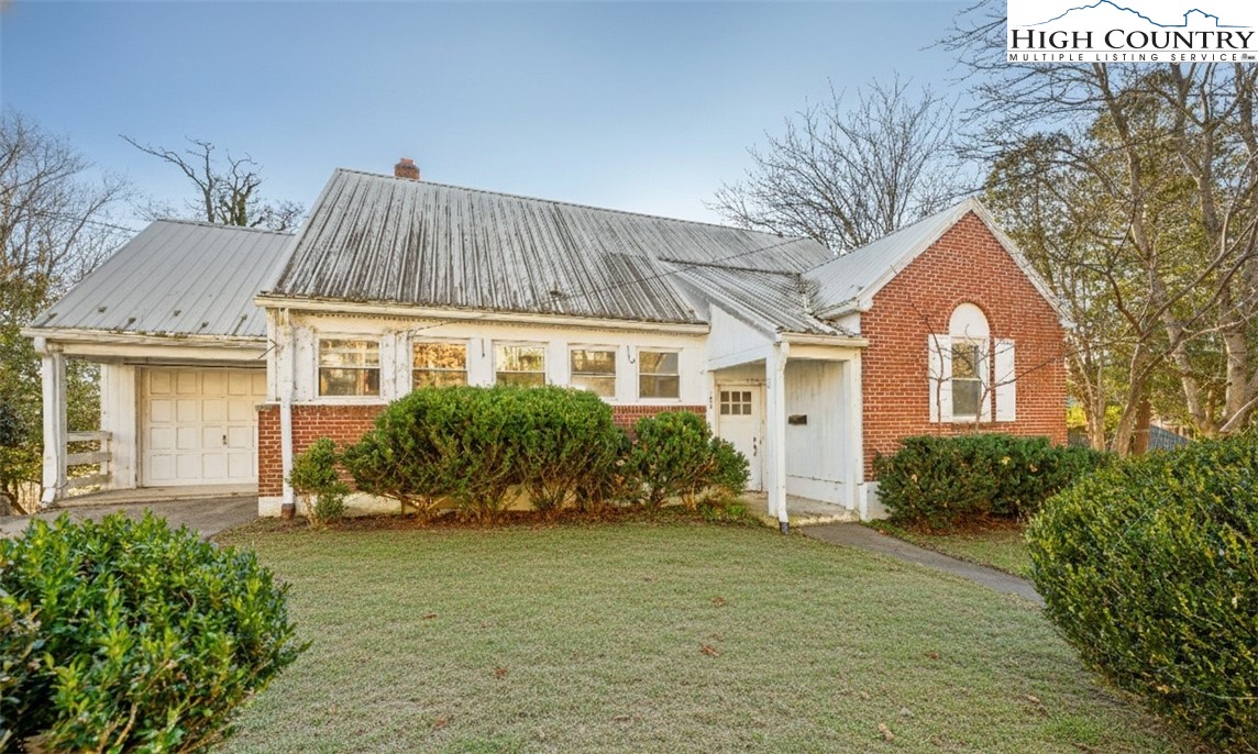 192-206 Orchard Street Boone, NC 28607 - Photo 2 of 50