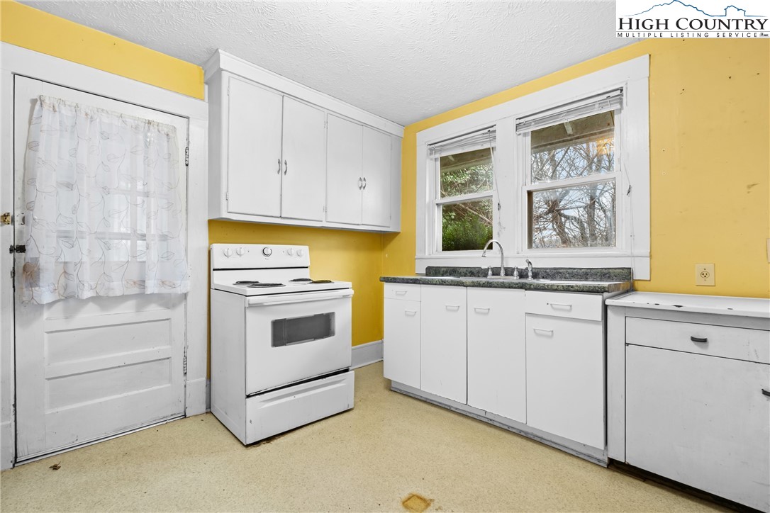 192-206 Orchard Street Boone, NC 28607 - Photo 29 of 50