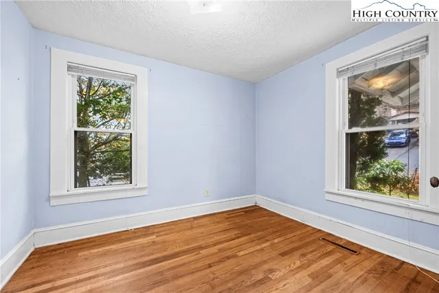 $1,000,000 | 192-206 Orchard Street, Boone, NC 28607