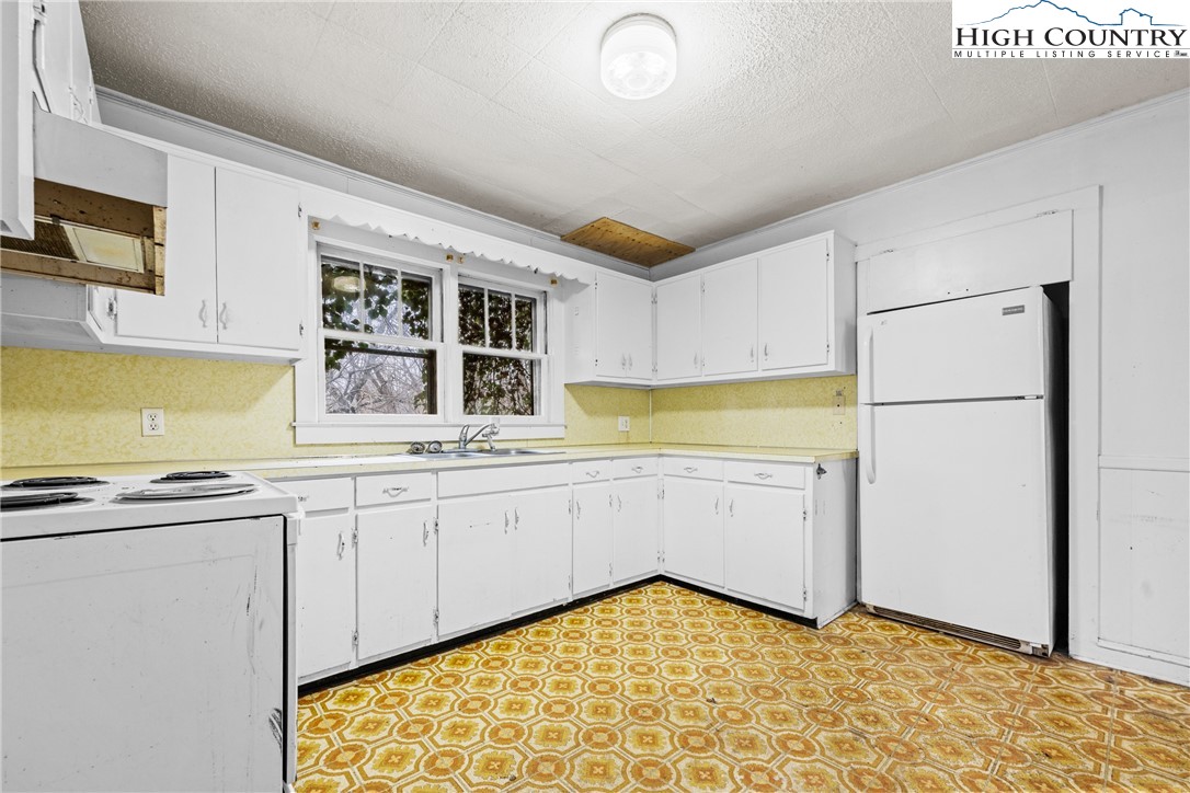 192-206 Orchard Street Boone, NC 28607 - Photo 42 of 50