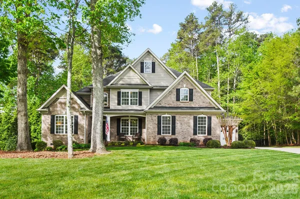 $815,000 | 13326 Fairington Oaks Drive, Mint Hill, NC 28227
