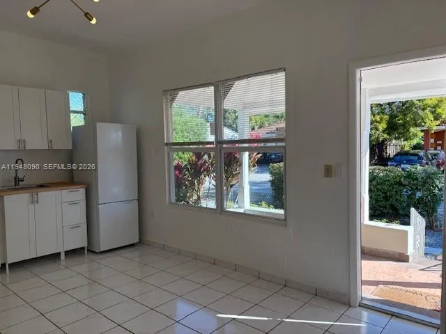 $1,645 | 752 Northwest 24th Court, Unit 1, Miami, FL 33125