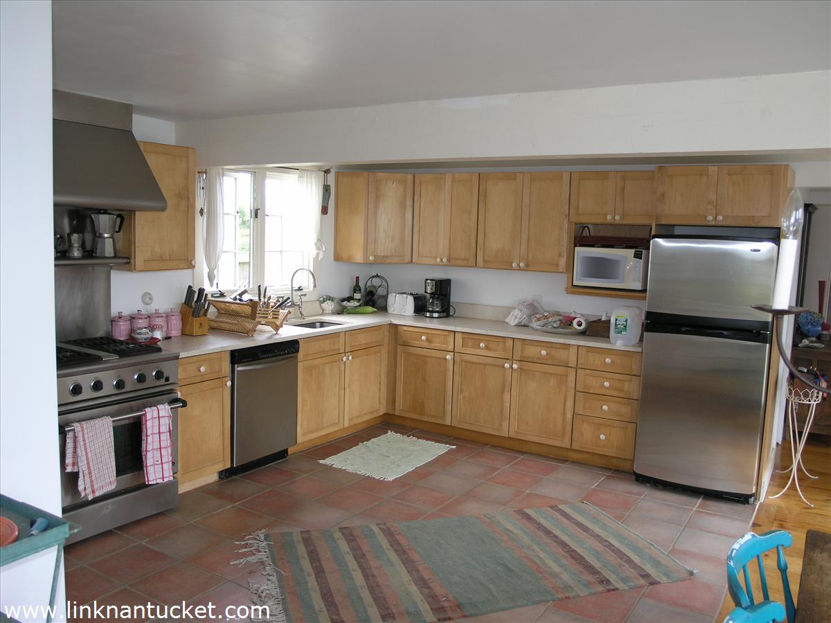 35 Millbrook Road Nantucket, MA 02554 - Photo 5 of 12 Gallery Image 5
