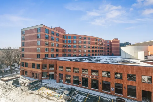 $2,700 | 2300 North Commonwealth Avenue, Unit 5H, Chicago, IL 60614