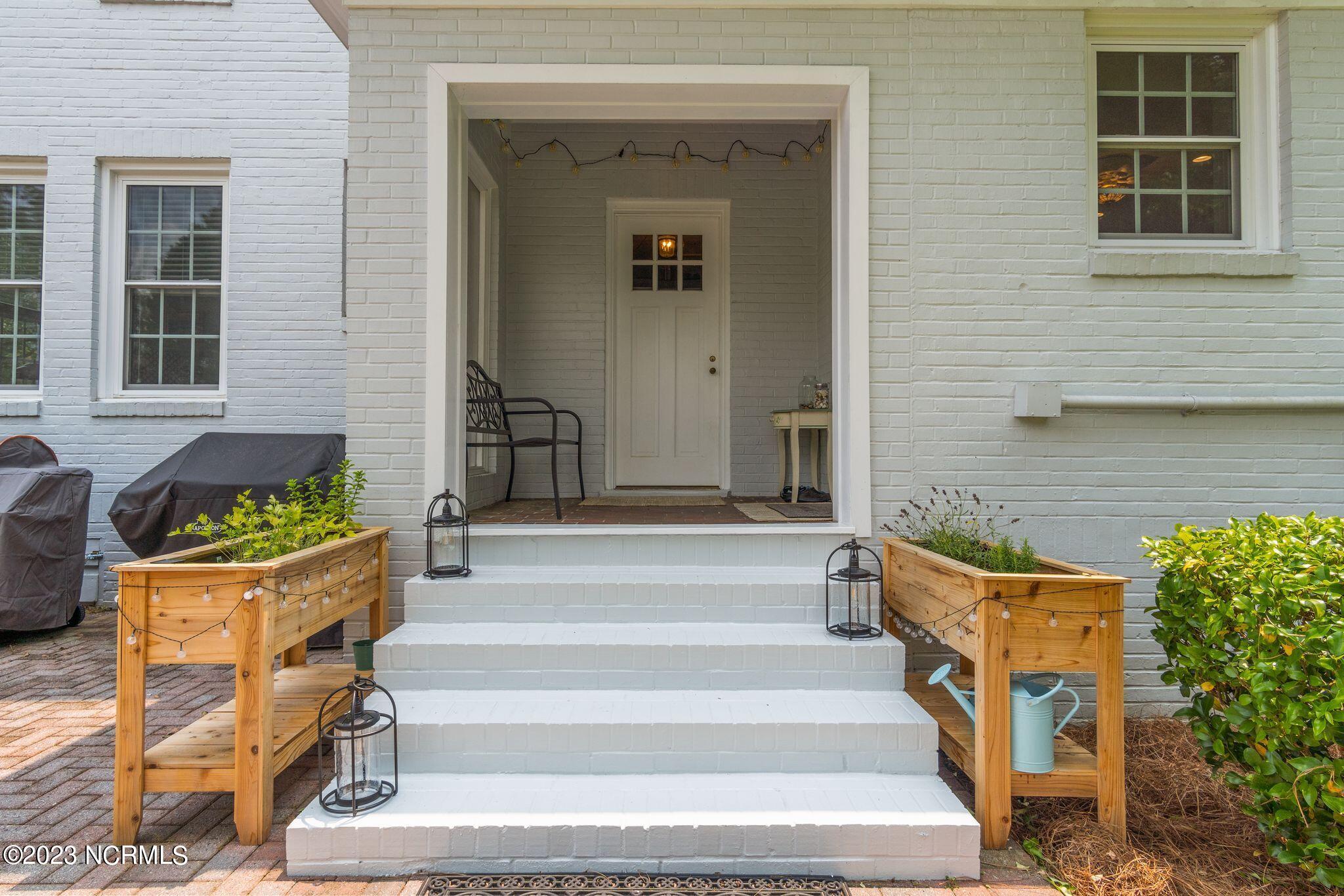 1504 Tryon Road New Bern, NC 28560 - Photo 29 of 54 1504 Tryon Rd-58