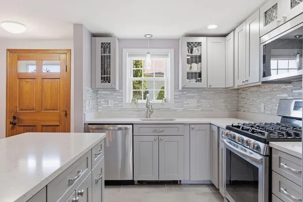 $485,000 | 5 Shaw's Farm Lane, Unit 4, York, ME 03909