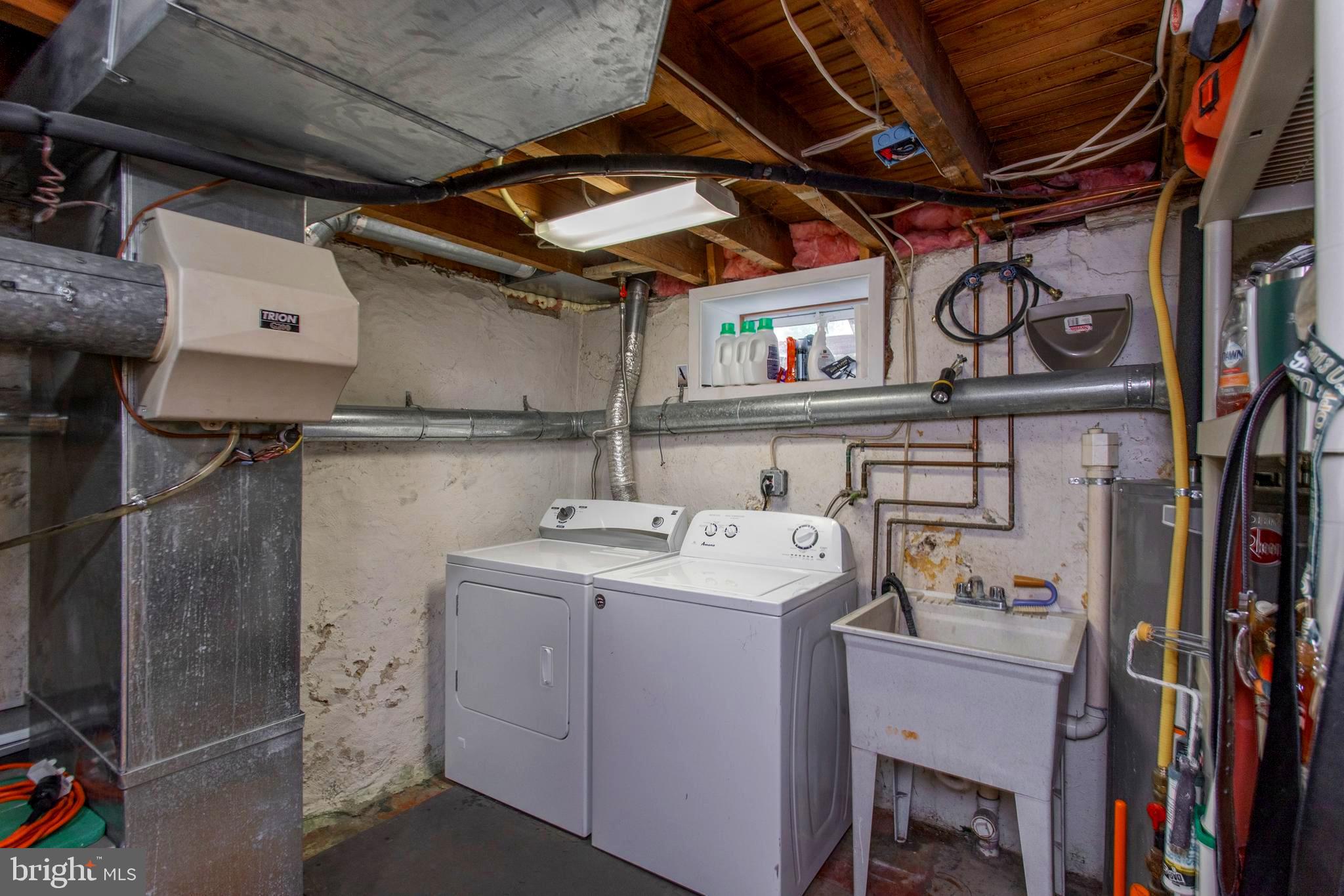 437 Garden Road Springfield, PA 19064 - Photo 32 of 41 Laundry/Utility Room