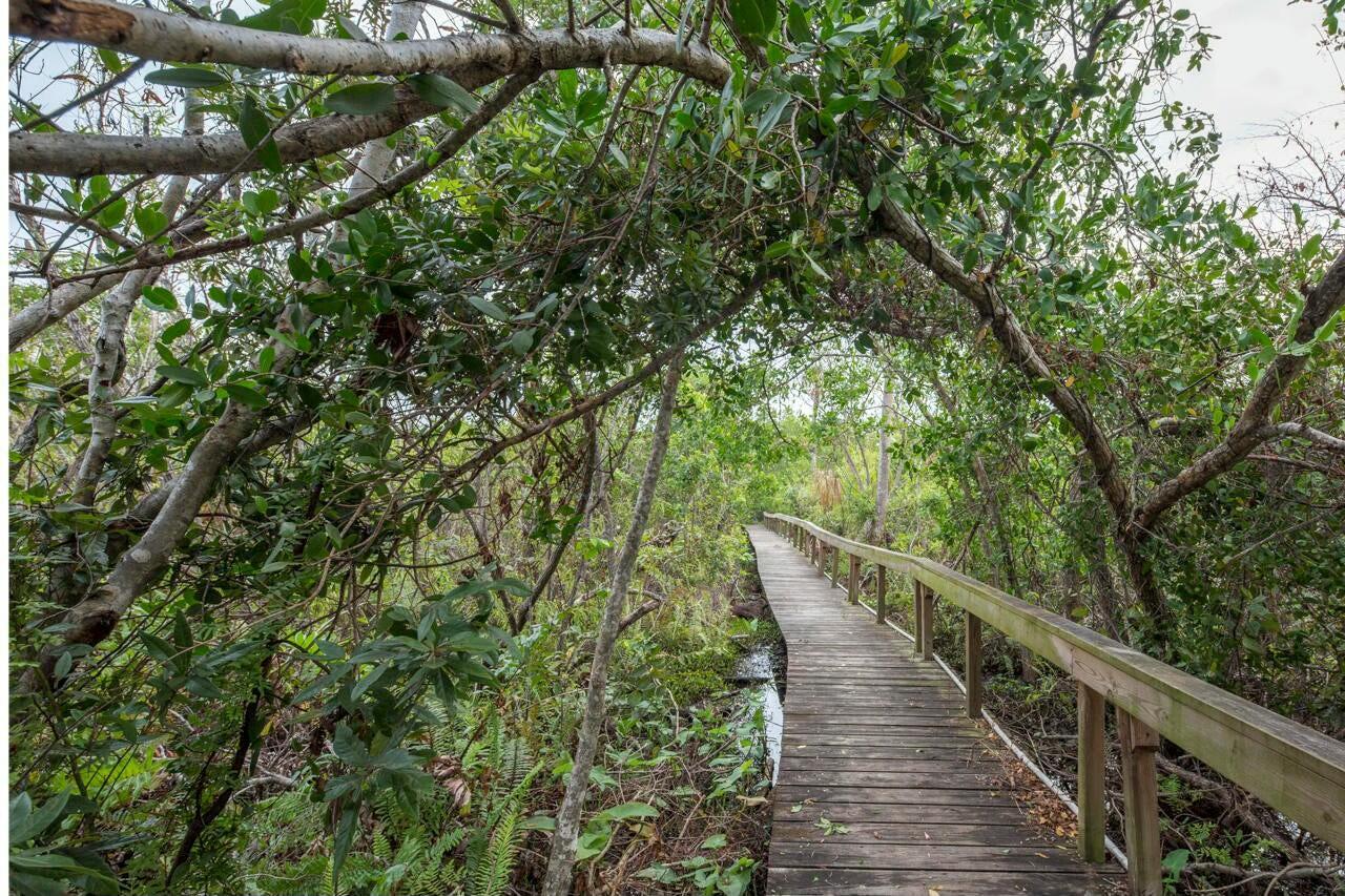 5996 Southeast Riverboat Drive, Unit 539 Stuart, FL 34997 - Photo 20 of 29 a balcony with street view
