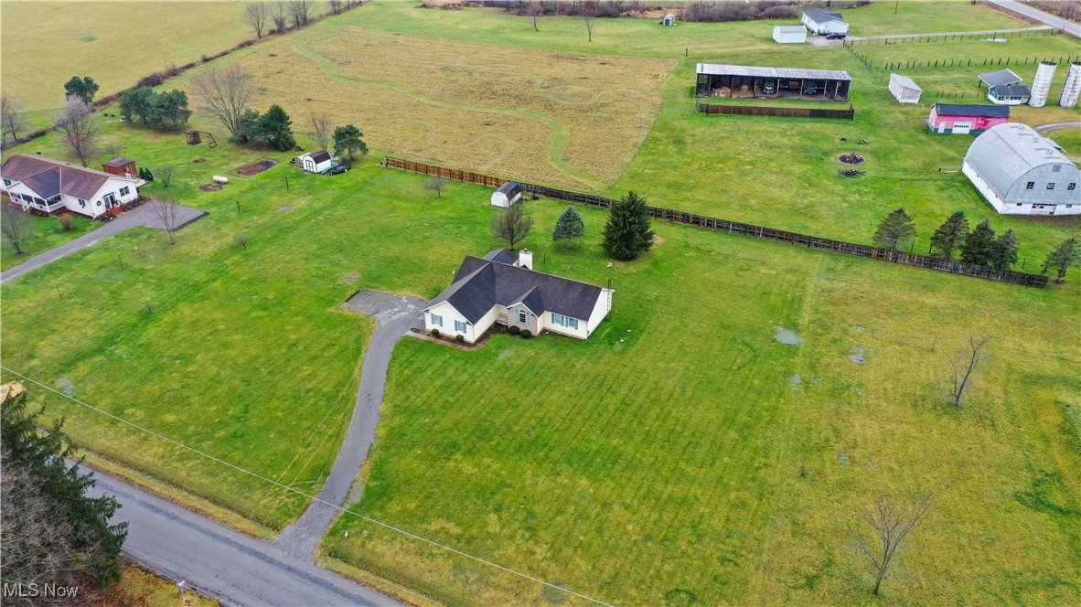 11289 Hopkins Road Garrettsville, OH 44231 - Photo 16 of 48