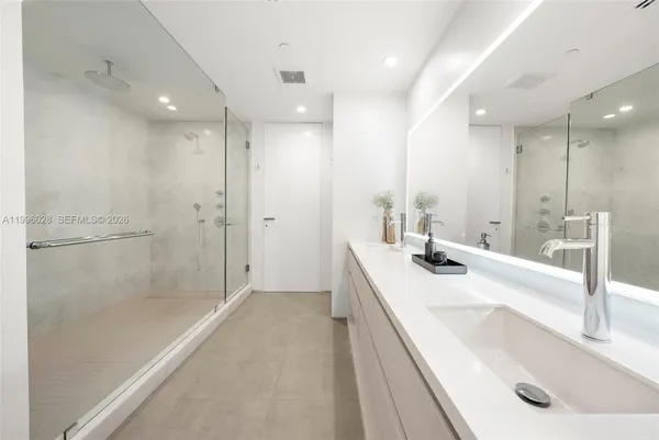 $22,000,000 | 100 South Pointe Drive, Unit 1906/07, Miami Beach, FL 33139