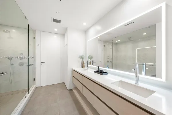 $22,000,000 | 100 South Pointe Drive, Unit 1906/07, Miami Beach, FL 33139