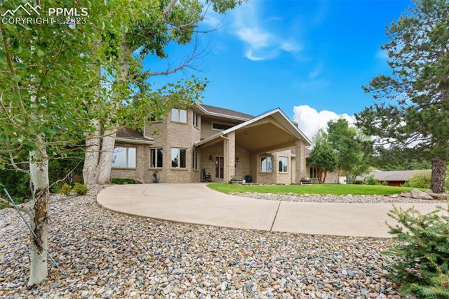 1660 Ridgeview Circle Monument, CO 80132 - Photo 2 of 39 Gallery Image 2