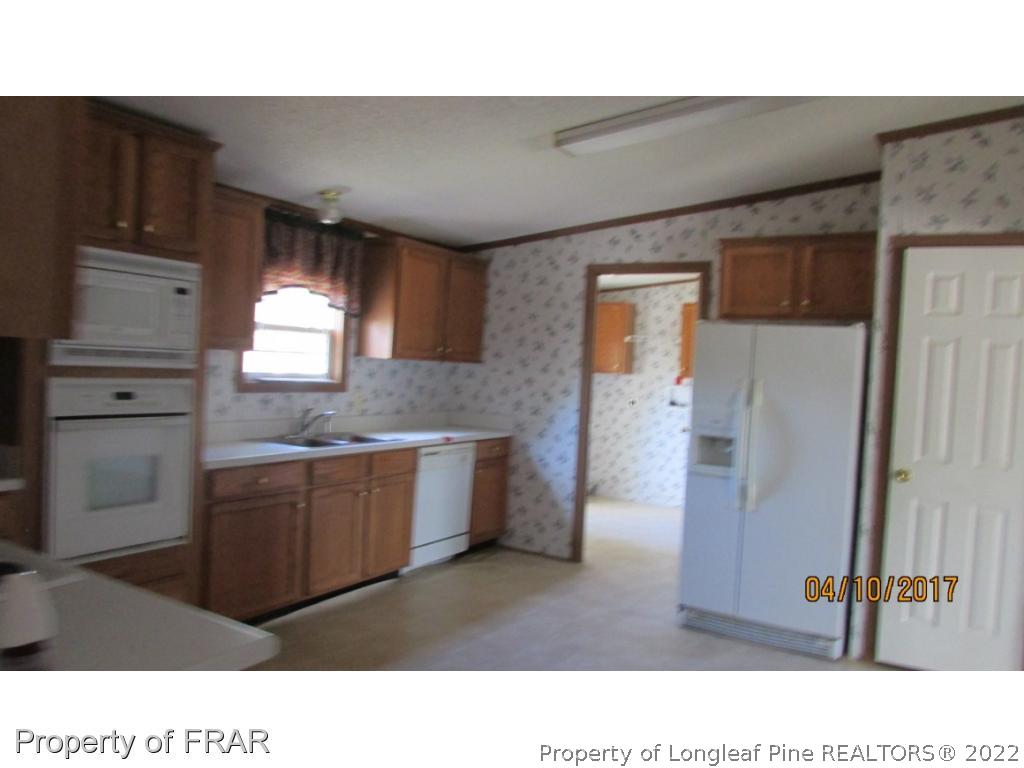 941 Cypress Church Road Cameron, NC 28326 - Photo 4 of 13 Gallery Image 4