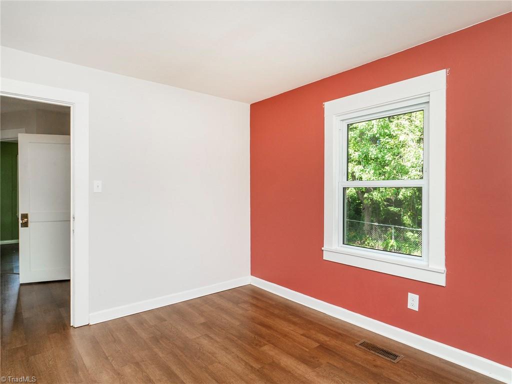 415 North First Street Mebane, NC 27302 - Photo 33 of 38
