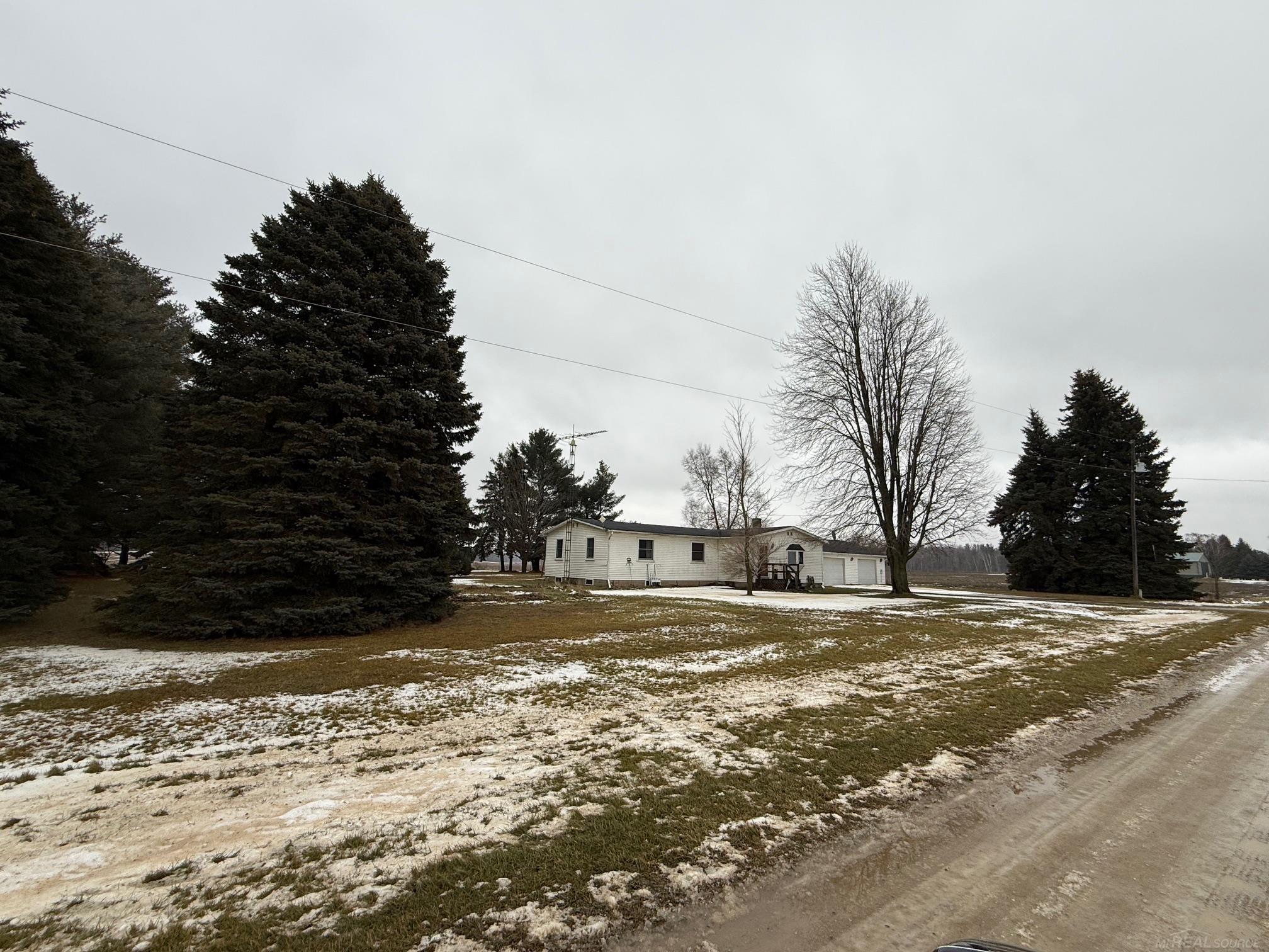 3920 Sheldon Road Snover, MI 48472 - Photo 12 of 16