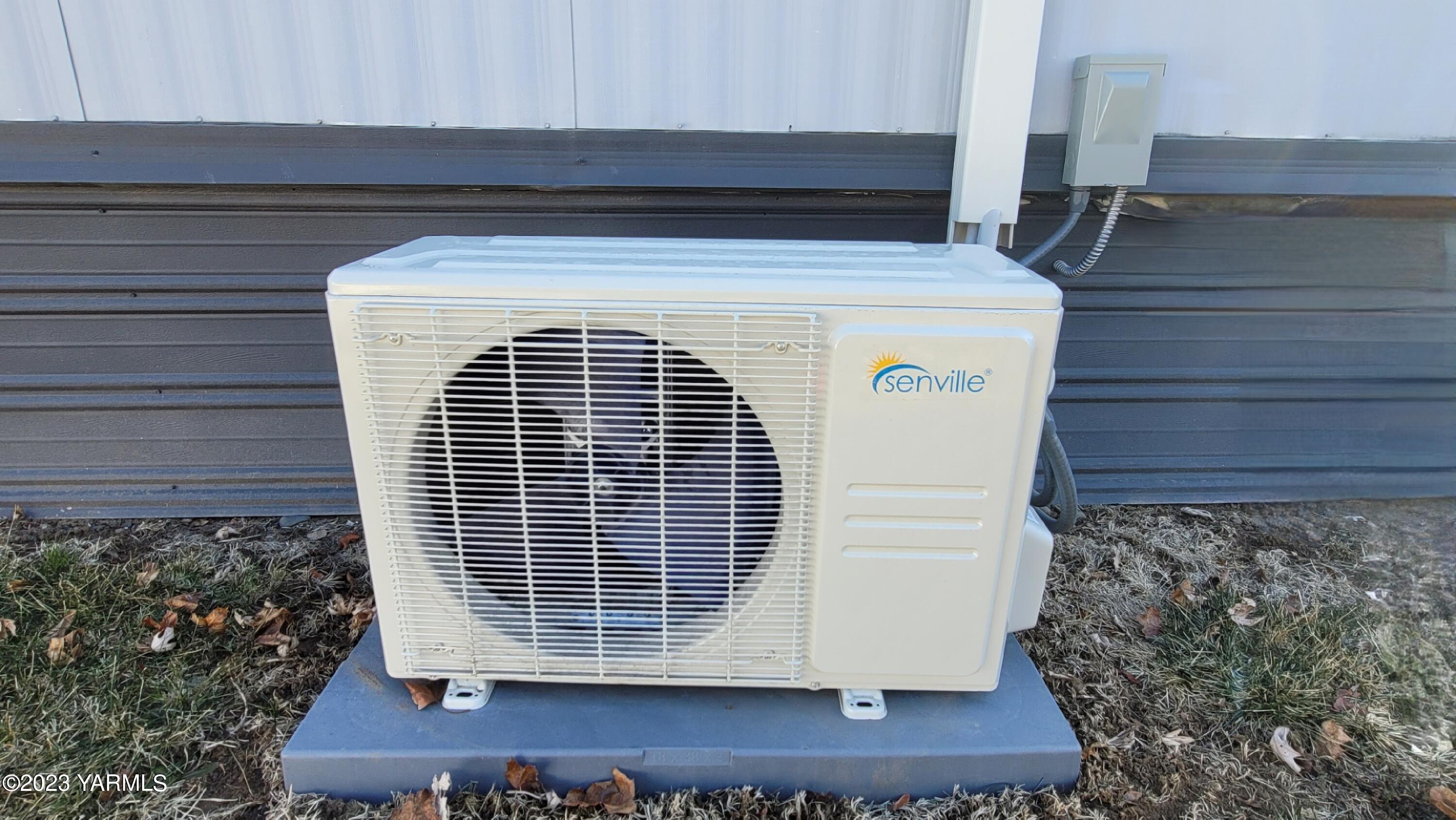 3005 Castlevale Road, Unit 26 Yakima, WA 98902 - Photo 11 of 12 a view of utility room