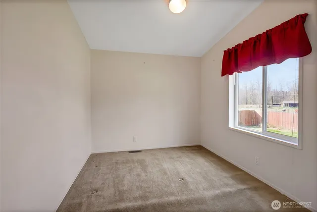 $534,950 | 920 336th Street East, Roy, WA 98580