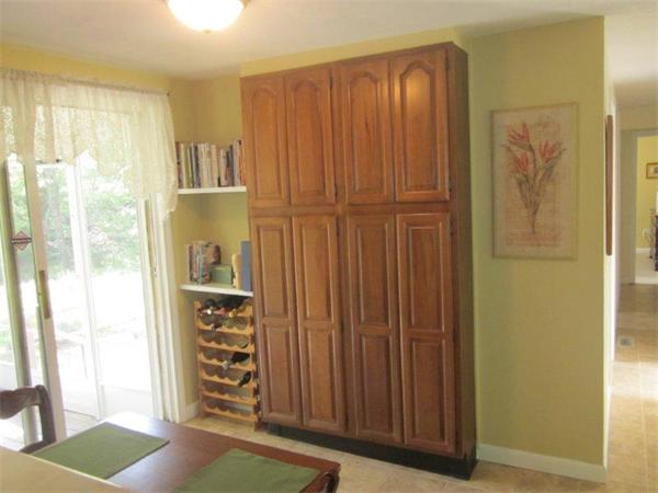 538 Leadmine Road Sturbridge, MA 01566 - Photo 11 of 27