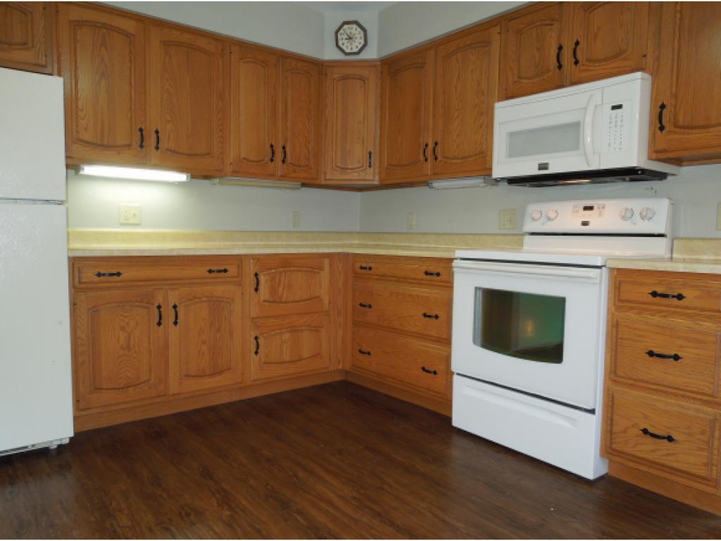 42 Bellevue Avenue Rutland, VT 05701 - Photo 4 of 20 Gallery Image 4