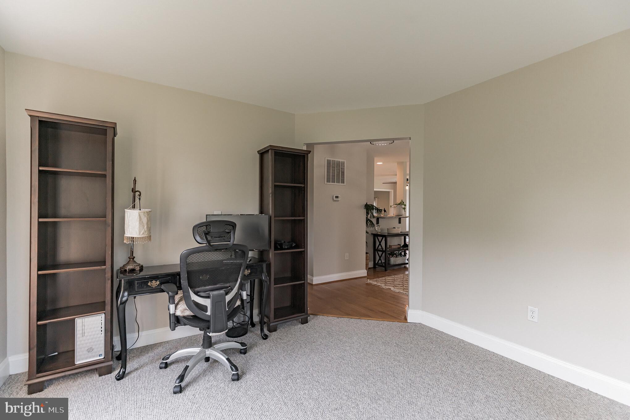 1595 Mallard Point Road Prince Frederick, MD 20678 - Photo 12 of 59 Home Office - Main Level