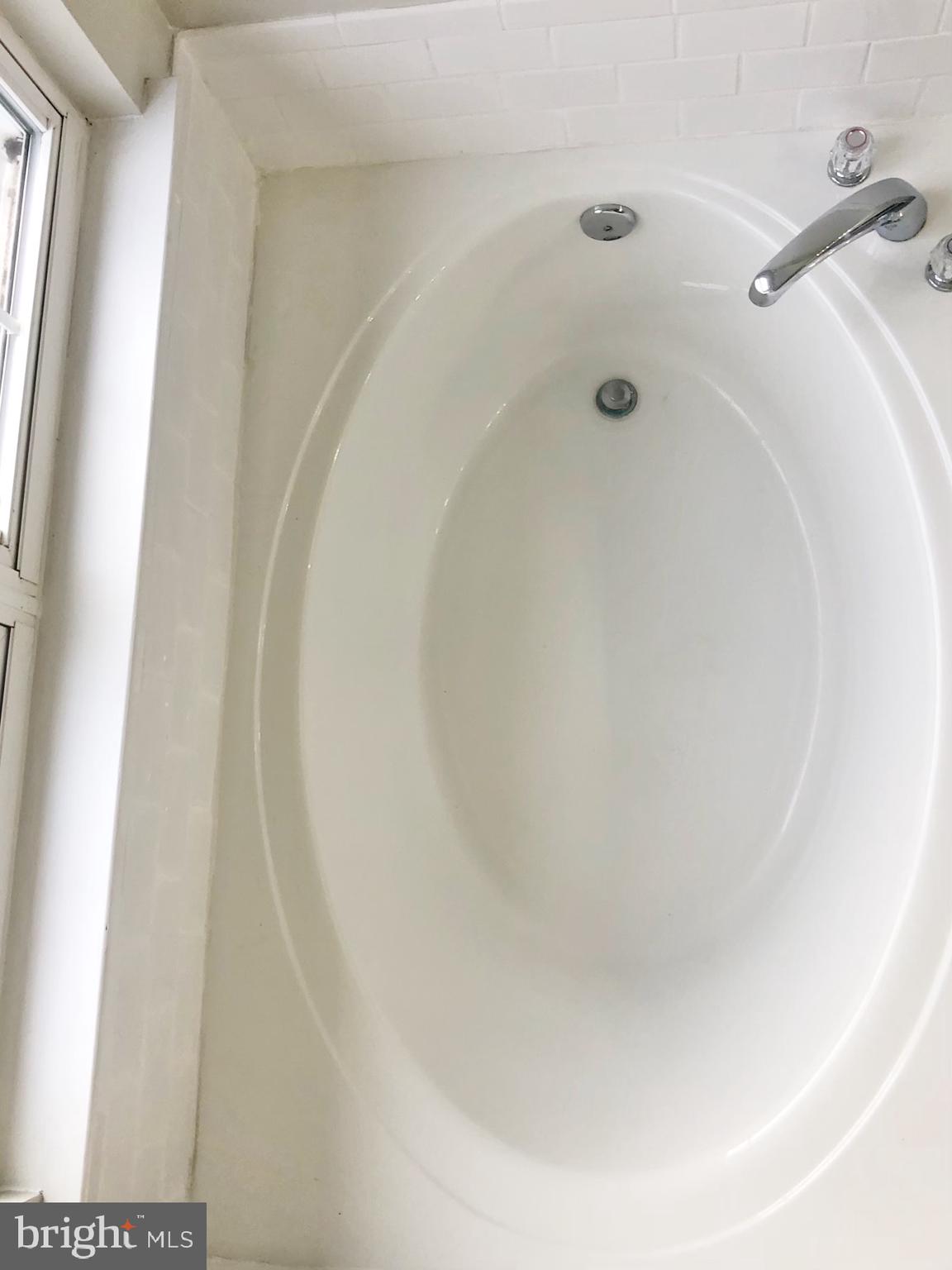 1595 Mallard Point Road Prince Frederick, MD 20678 - Photo 34 of 59 Primary Bathroom Soaking Tub