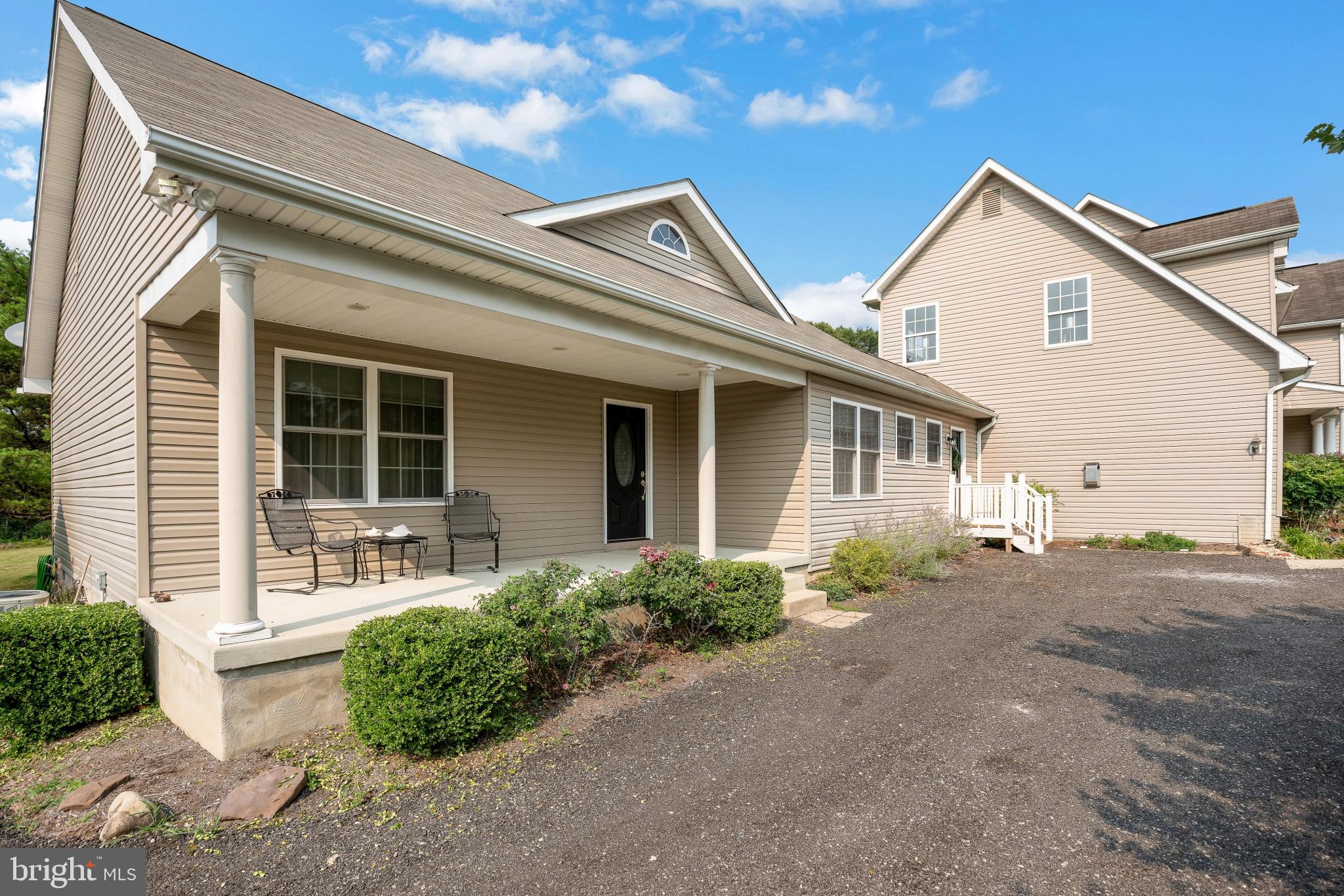 1595 Mallard Point Road Prince Frederick, MD 20678 - Photo 35 of 59 Private entrance to Guest Space