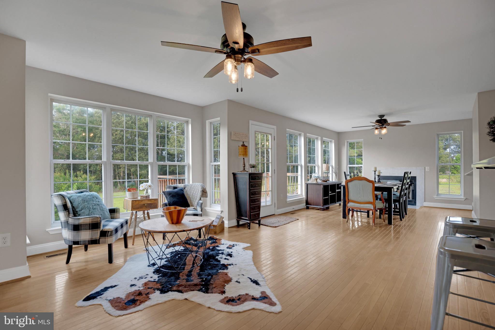 1595 Mallard Point Road Prince Frederick, MD 20678 - Photo 5 of 59 Kitchen Sitting Area