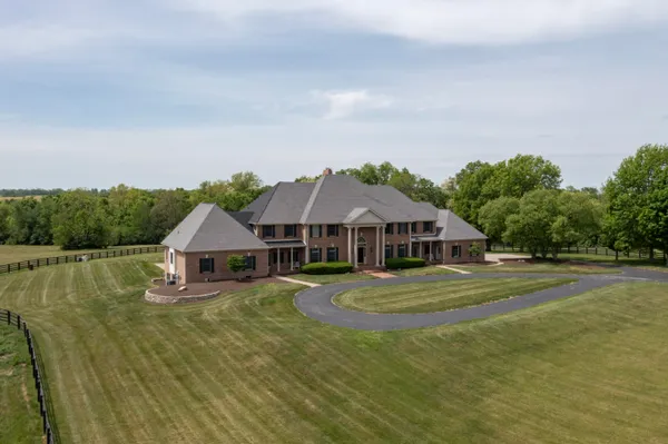 $2,750,000 | 4664 Lexington Road, Winchester, KY 40391