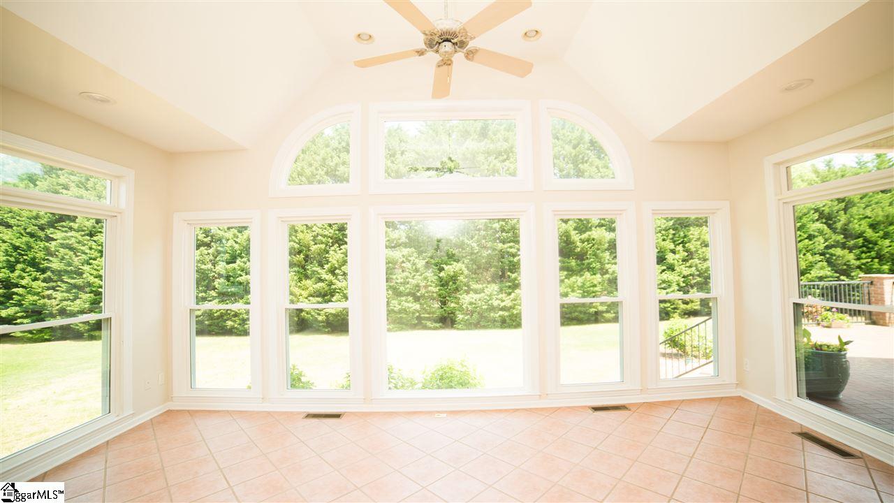 517 Silver Ridge Drive Greer, SC 29651 - Photo 14 of 36