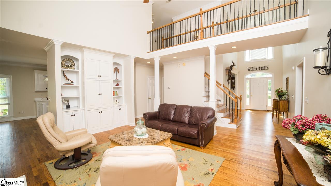 517 Silver Ridge Drive Greer, SC 29651 - Photo 6 of 36